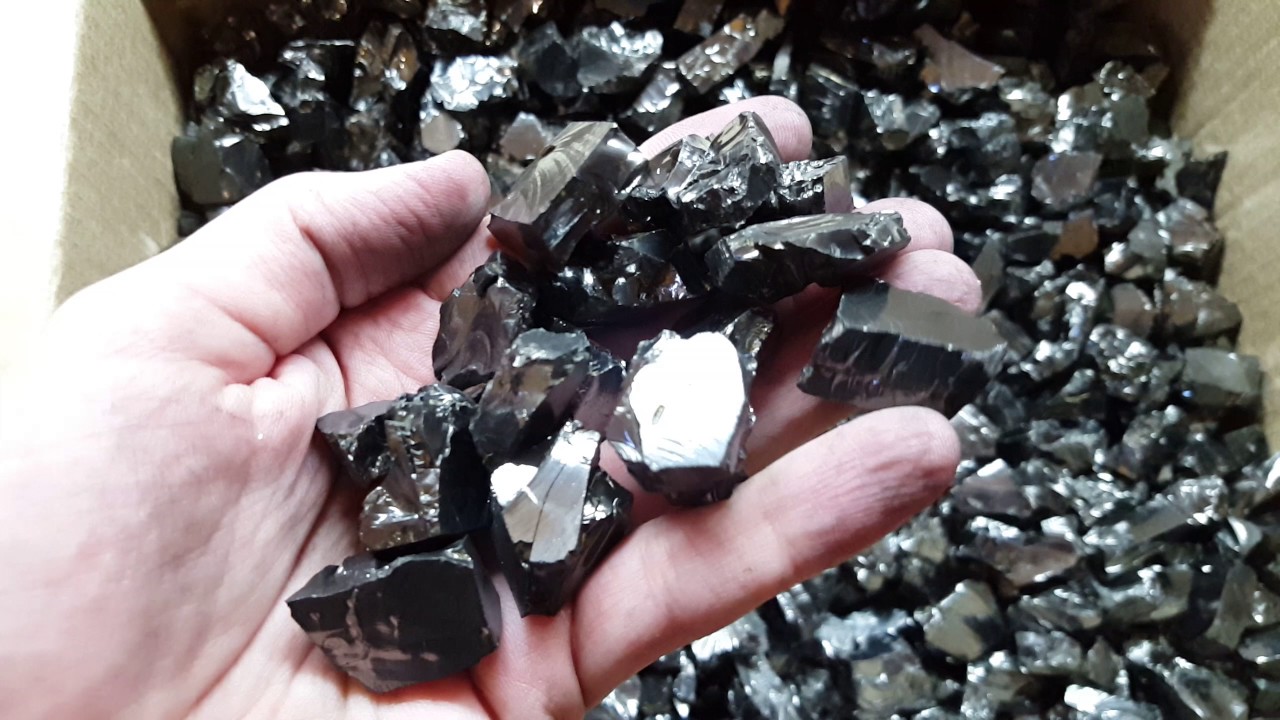 How does the shungite promote healing?